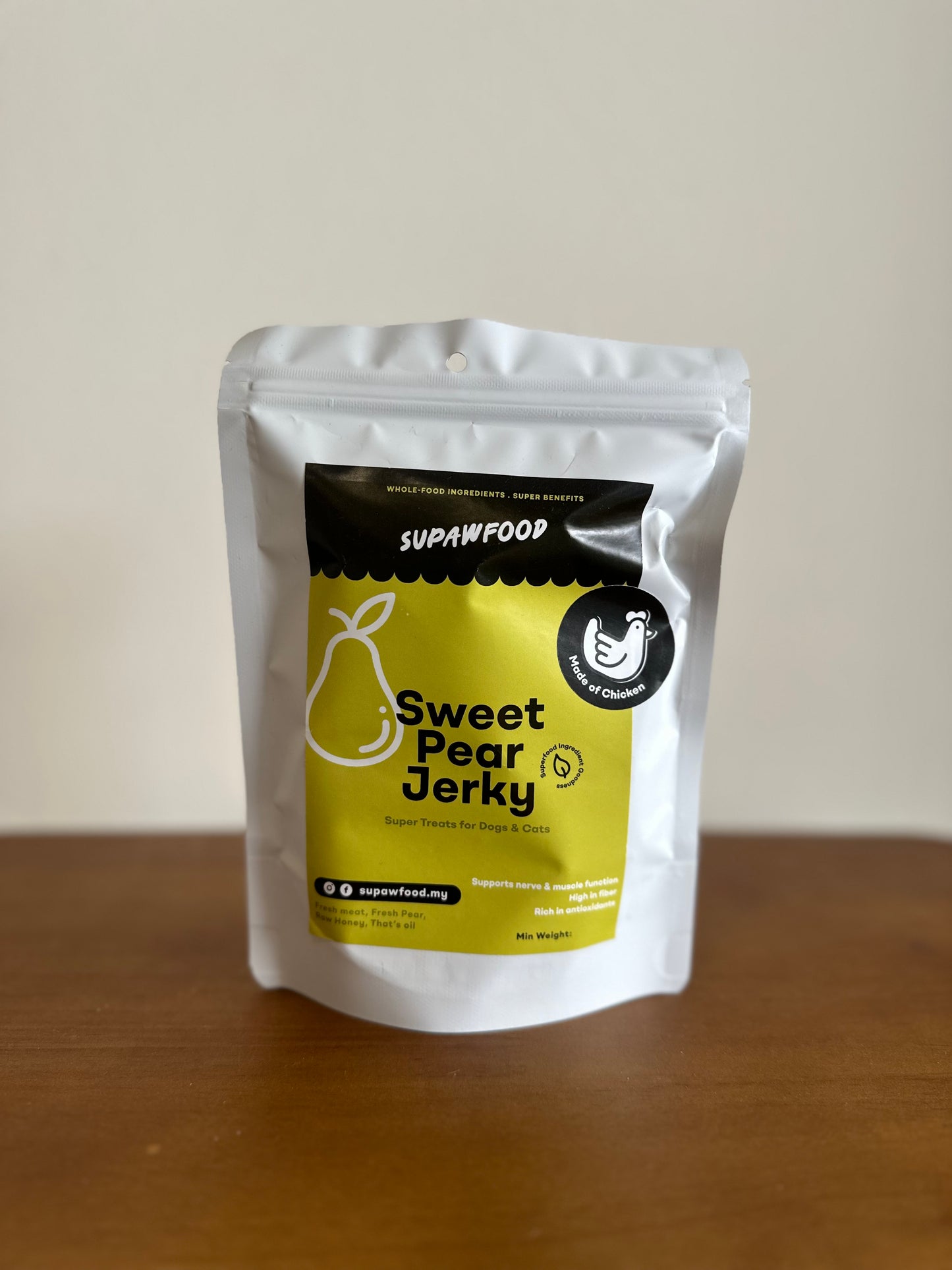 SUPAWFOOD CHICKEN JERKY - SWEET PEAR (50g)