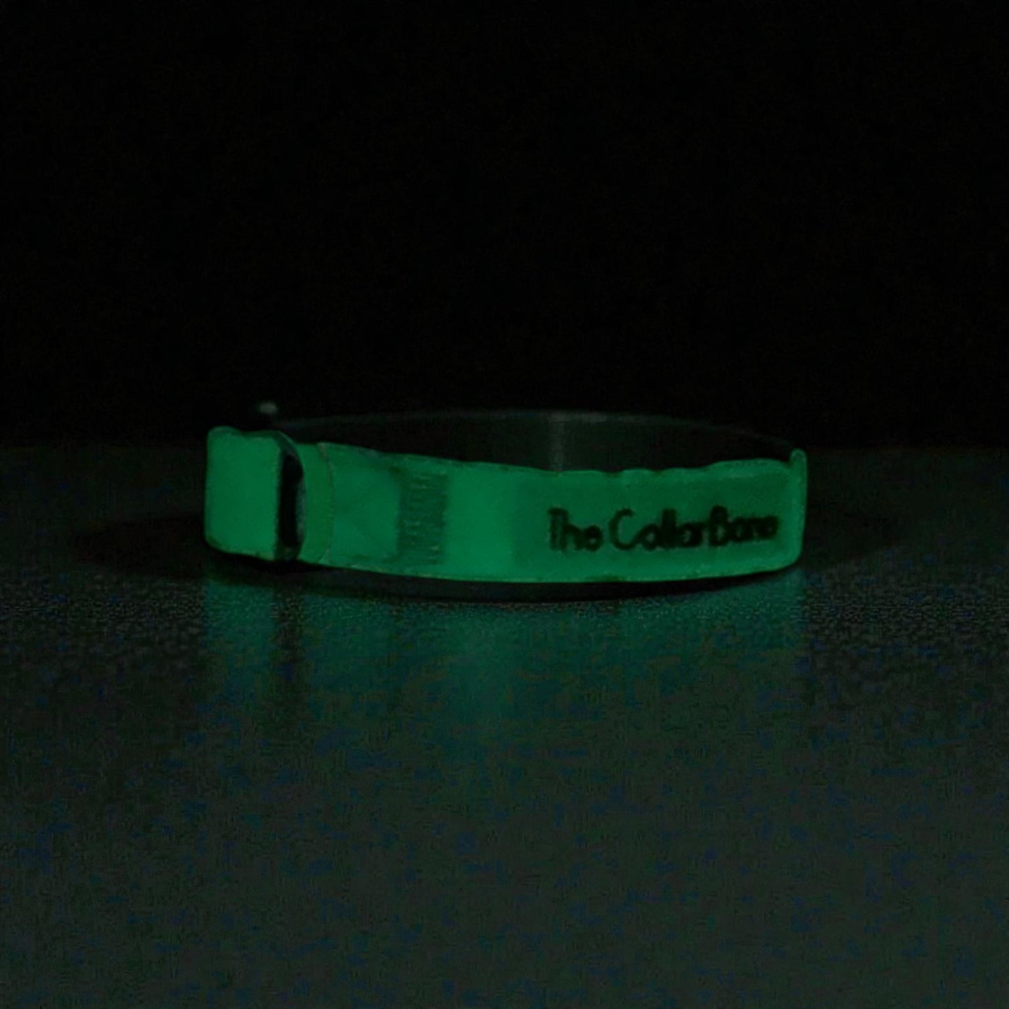 Oceane 2.0 Waterproof XS Collar in Tiffany's Afterglow (Glow-in-the-dark Blue) - suitable for cats and small dogs