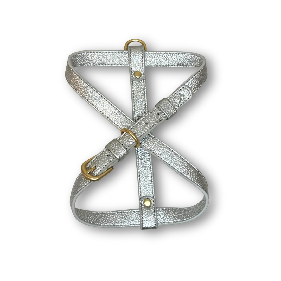 Zaara Vegan Leather Harness in Shimmering Silver