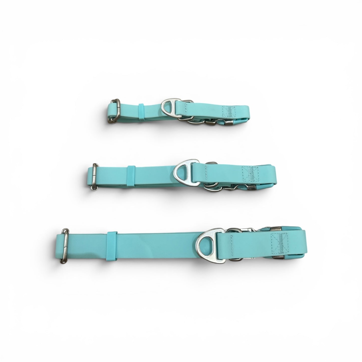 Oceane 2.0 2-in-1 Waterproof Martingale Collar in Tiffany's Afterglow (Glow-in-the-Dark Blue)