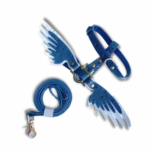 Gabriel's Wings Harness and Leash set in Moonlight & Snow (Ostrich texture)